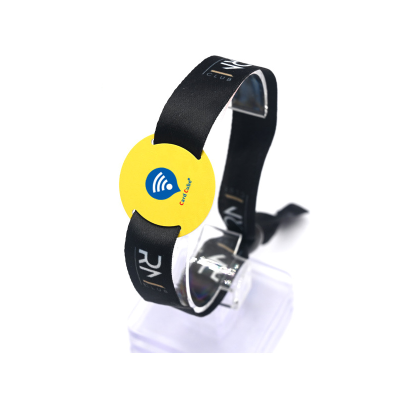 RFID硅膠腕帶定做工廠IC硅膠腕帶廠家直銷(xiāo)