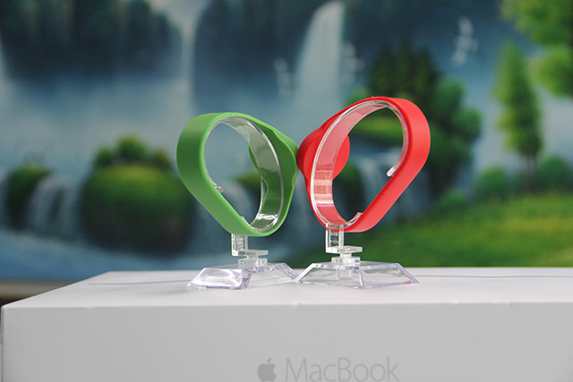 松緊腕帶硬錢包如何辦理？