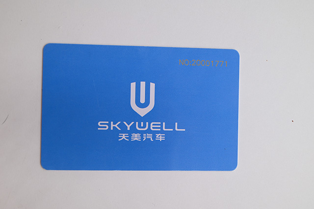 淺談滴膠卡在市場上占據(jù)重要位置的優(yōu)勢(shì) 淺談滴膠卡在市場上占據(jù)重要位置的優(yōu)勢(shì)